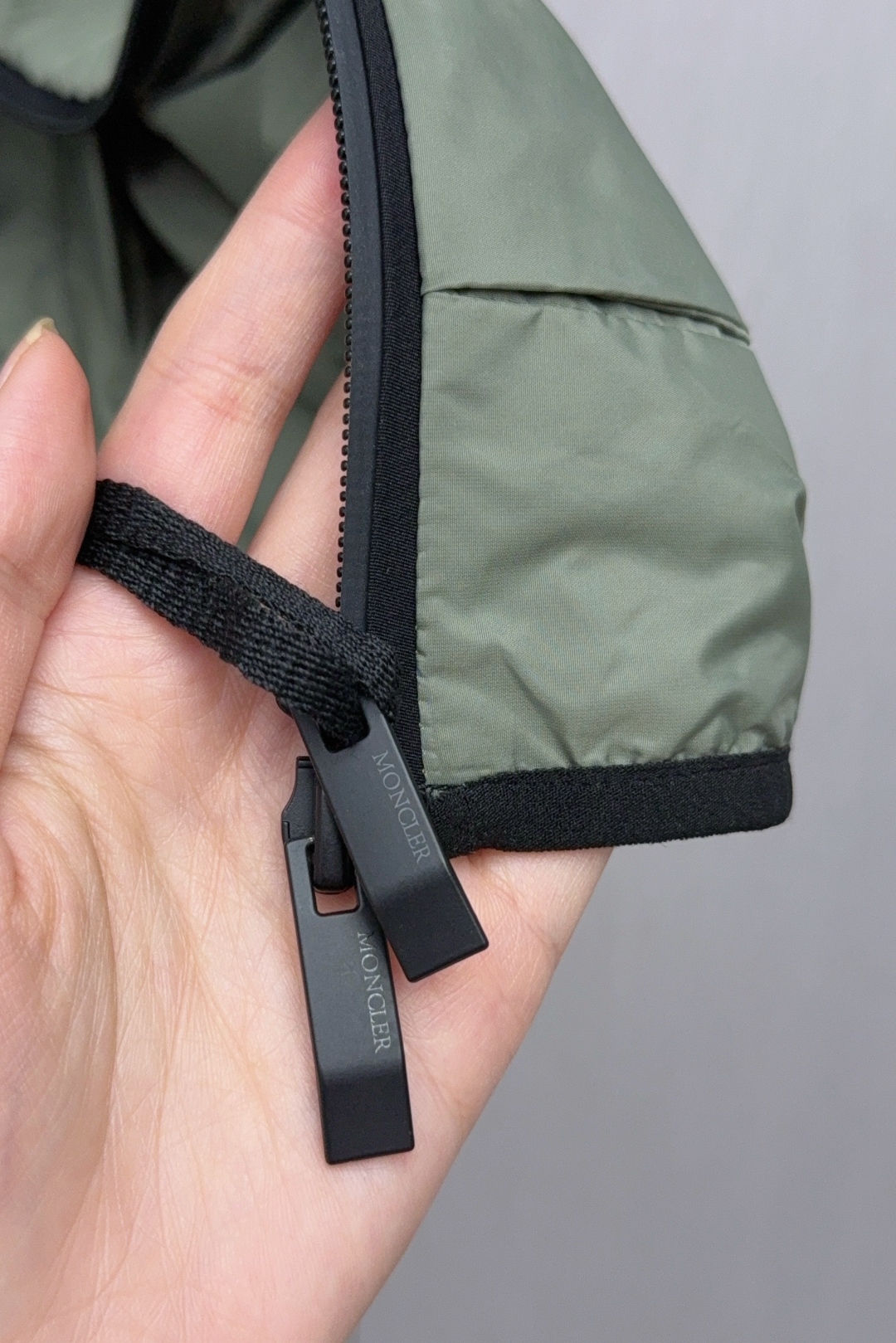 モンクレール服 MONCLER 2025新作 ベスト