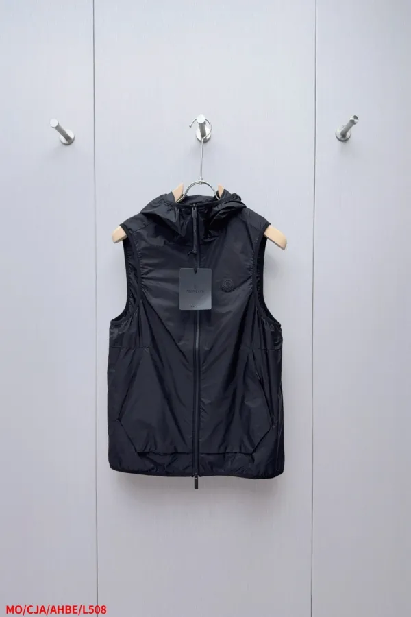 モンクレール服 MONCLER 2025新作 ベスト