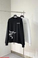 ARCTERYX服 ARCTERYX 2025新作 クルーネックスウェットシャツ