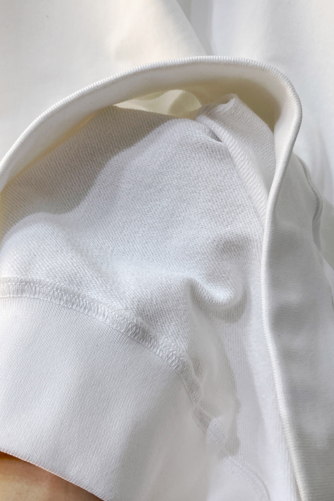ジバンシィ服 GIVENCHY 2025新作 クルーネックスウェットシャツ