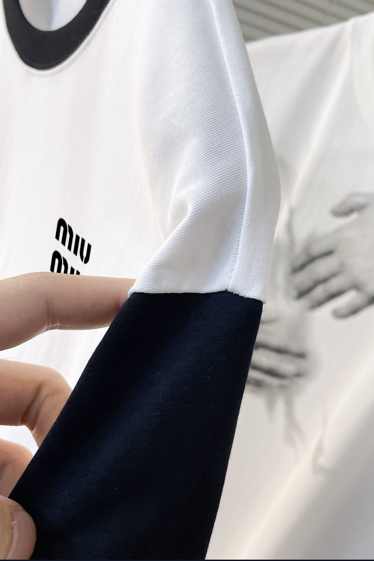 ミュウミュウ服 Miu Miu 2025新作 半袖Tシャツ
