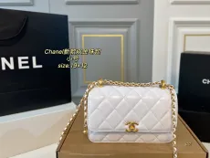 シャネルバッグ CHANEL 2025新作 チェーンバッグ