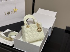 ディオールバッグ DIOR 2025新作 ハンドバッグ