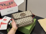 グッチバッグ GUCCI 2025新作 ウェストポーチ