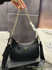 プラダバッグ PRADA 2025新作 ショルダーバッグ