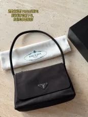 プラダバッグ PRADA 2025新作 ショルダーバッグ