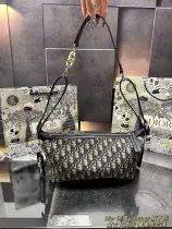 ディオールバッグ DIOR 2025新作 ショルダーバッグ