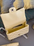 シャネルバッグ CHANEL 2025新作 ハンドバッグ