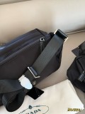 プラダバッグ PRADA 2025新作 メッセンジャーバッグ
