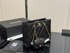 シャネルバッグ CHANEL 2025新作 トートバッグ