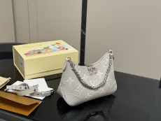 ルイヴィトンバッグ LOUIS VUITTON 2025新作 チェーンバッグ