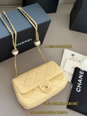 シャネルバッグ CHANEL 2025新作 ハンドバッグ