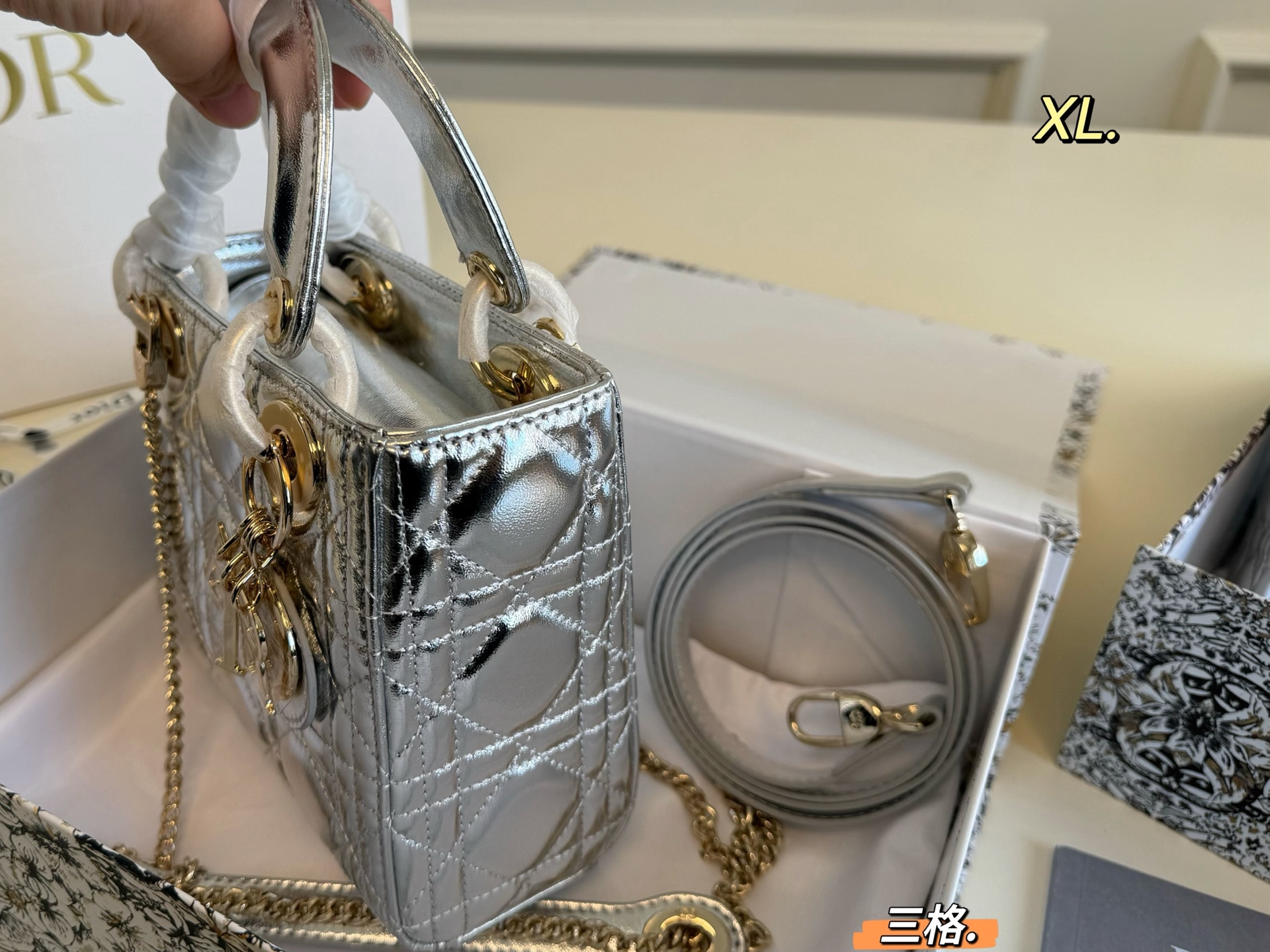 ディオールバッグ DIOR 2025新作 ハンドバッグ