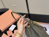 ミュウミュウバッグ Miu Miu 2025新作 バケットバッグ