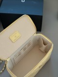 シャネルバッグ CHANEL 2025新作 ハンドバッグ