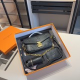 ルイヴィトンバッグ LOUIS VUITTON 2025新作 メッセンジャーバッグ