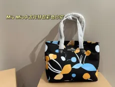 ミュウミュウバッグ Miu Miu 2025新作 トートバッグ