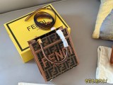フェンディバッグ FENDI 2025新作 トートバッグ