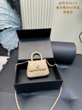 シャネルバッグ CHANEL 2025新作 メッセンジャーバッグ