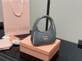 ミュウミュウバッグ Miu Miu 2025新作 ハンドバッグ