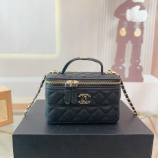 シャネルバッグ CHANEL 2025新作 チェーンバッグ