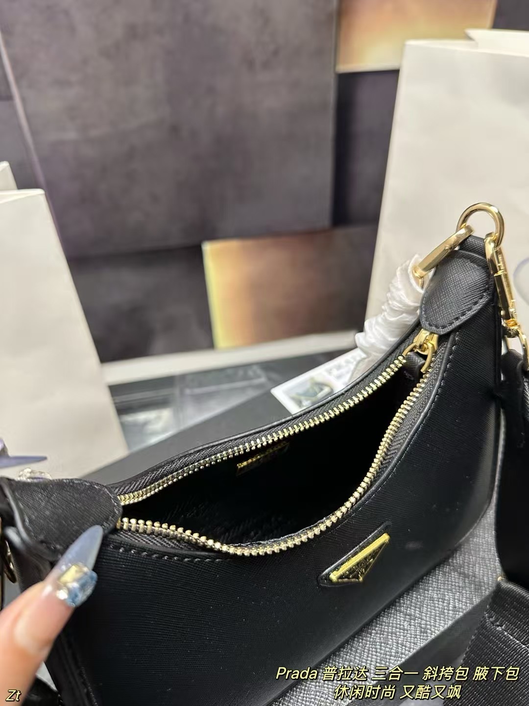 プラダバッグ PRADA 2025新作 ショルダーバッグ
