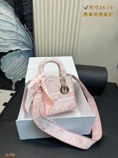 ディオールバッグ DIOR 2025新作 ハンドバッグ
