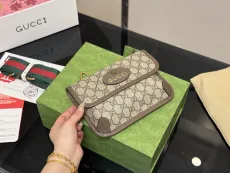 グッチバッグ GUCCI 2025新作 ウェストポーチ