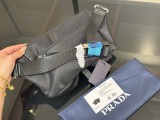 プラダバッグ PRADA 2025新作 ウエストバッグ