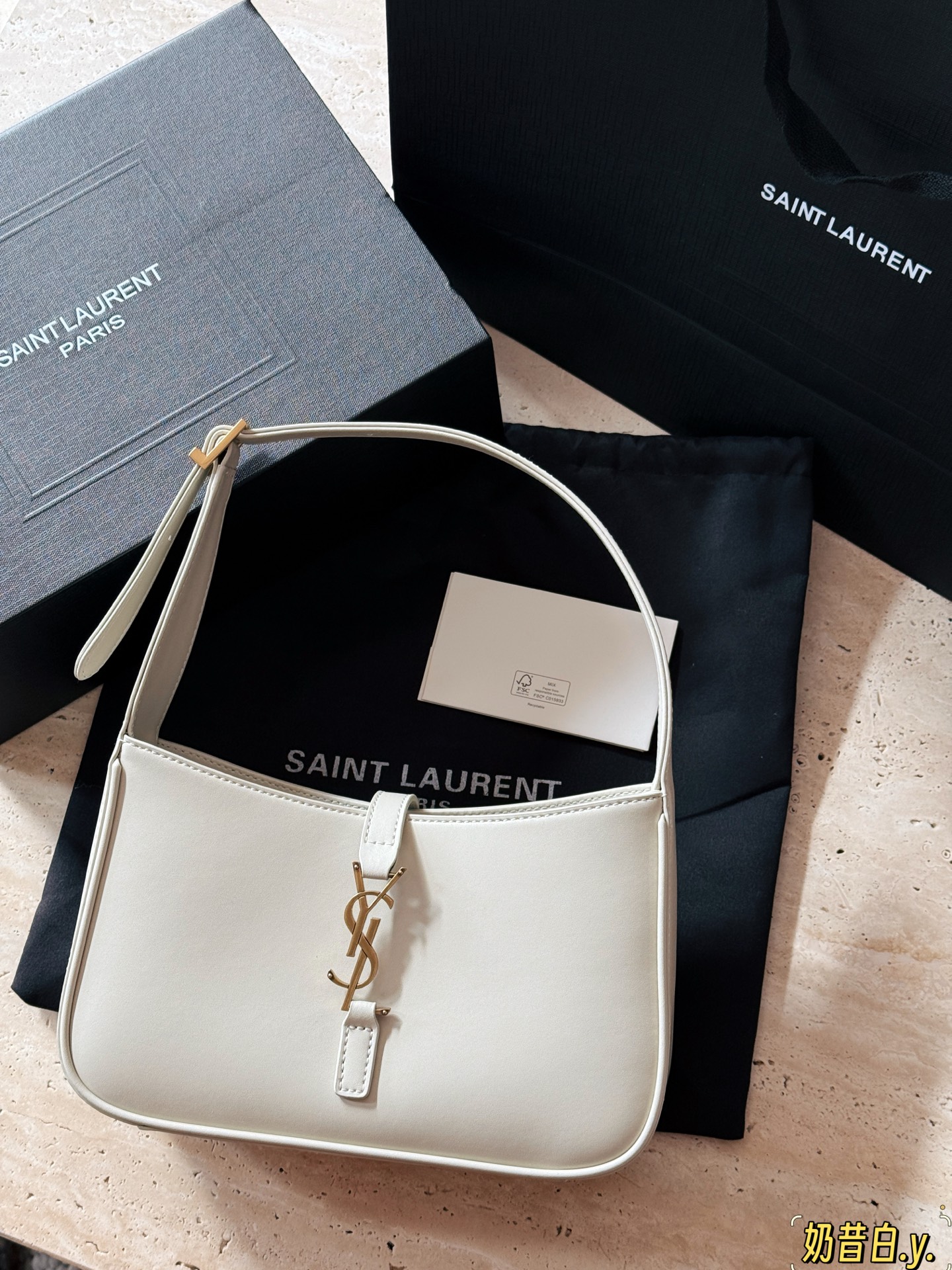 サンローランバッグ Yves Saint Laurent 2025新作 ショルダーバッグ