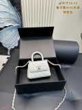 シャネルバッグ CHANEL 2025新作 メッセンジャーバッグ