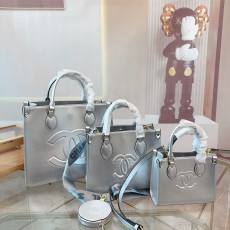 シャネルバッグ CHANEL 2025新作 トートバッグ