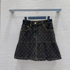 ルイヴィトン服 LOUIS VUITTON 2025新作 短いスカート