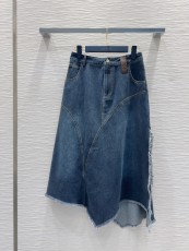 ルイヴィトン服 LOUIS VUITTON 2025新作 スカート