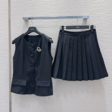 ディオール服 DIOR 2025新作 セット