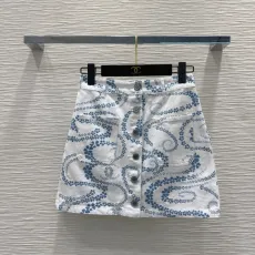 シャネル服 CHANEL 2025新作 短いスカート