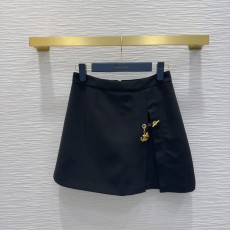 ルイヴィトン服 LOUIS VUITTON 2025新作 スカート