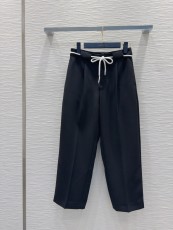 ルイヴィトン服 LOUIS VUITTON 2025新作 ズボン