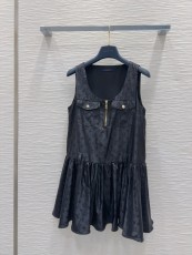 ルイヴィトン服 LOUIS VUITTON 2025新作 サンドレス