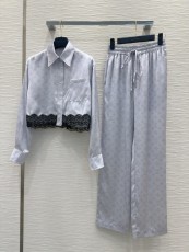 ルイヴィトン服 LOUIS VUITTON 2025新作 セット
