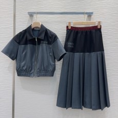 ミュウミュウ服 Miu Miu 2025新作 セット