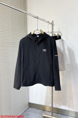 ARCTERYX服 ARCTERYX 2025新作 フード付きジャケット