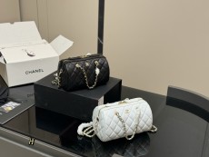 シャネルバッグ CHANEL 2025新作 ハンドバッグ