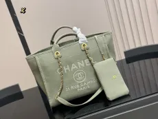 シャネルバッグ CHANEL 2025新作 ハンドバッグ