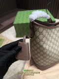 グッチバッグ GUCCI 2025新作 バケットショルダーバッグ