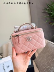 シャネルバッグ CHANEL 2025新作 ハンドバッグ