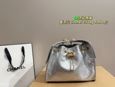 シャネルバッグ CHANEL 2025新作 ハンドバッグ