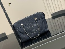 シャネルバッグ CHANEL 2025新作 脇の下バッグ
