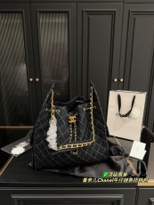 シャネルバッグ CHANEL 2025新作 トートバッグ