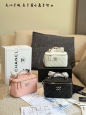 シャネルバッグ CHANEL 2025新作 ハンドバッグ